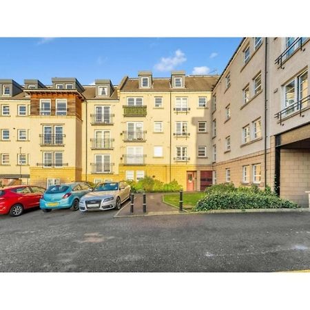 Edinburgh City Centre - Powderhall Modern Spacious 2 Bedroom Apartment With Free Parking ภายนอก รูปภาพ