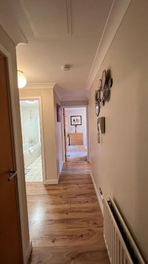 Edinburgh City Centre - Powderhall Modern Spacious 2 Bedroom Apartment With Free Parking ภายนอก รูปภาพ