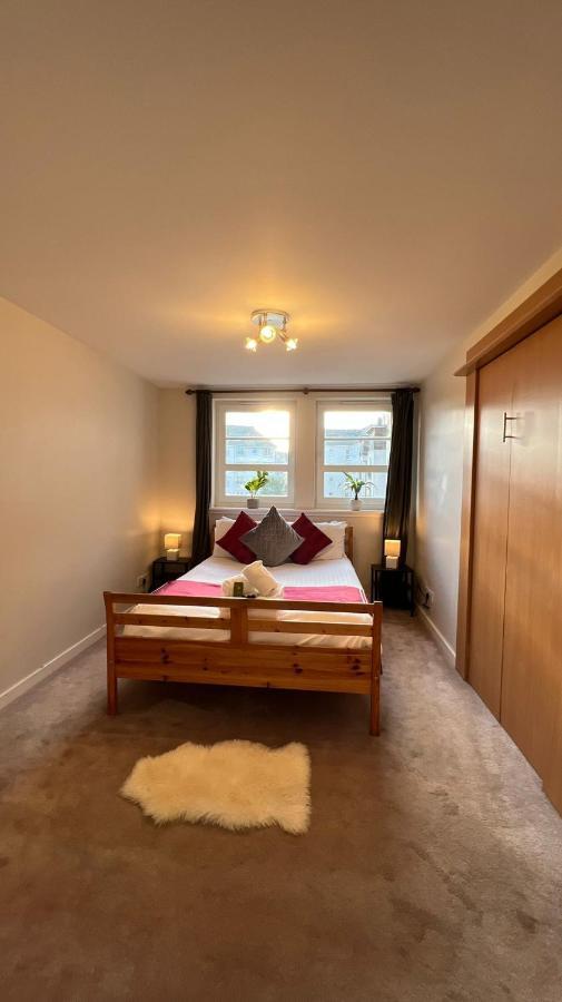 Edinburgh City Centre - Powderhall Modern Spacious 2 Bedroom Apartment With Free Parking ภายนอก รูปภาพ