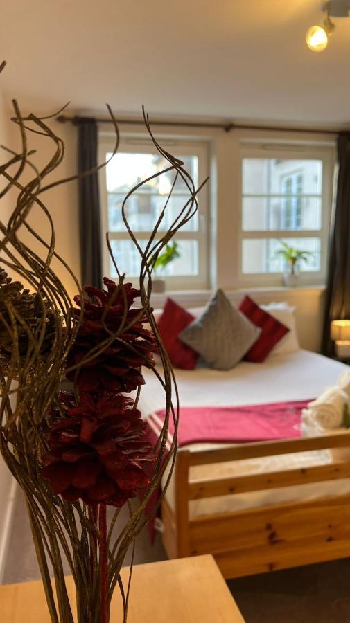 Edinburgh City Centre - Powderhall Modern Spacious 2 Bedroom Apartment With Free Parking ภายนอก รูปภาพ