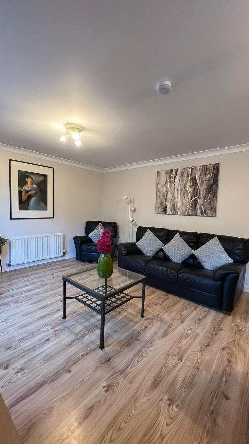 Edinburgh City Centre - Powderhall Modern Spacious 2 Bedroom Apartment With Free Parking ภายนอก รูปภาพ