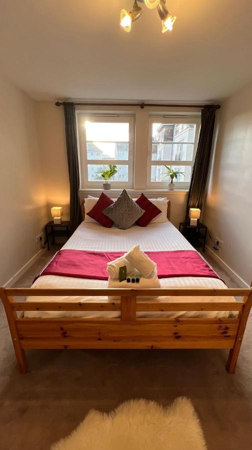 Edinburgh City Centre - Powderhall Modern Spacious 2 Bedroom Apartment With Free Parking ภายนอก รูปภาพ