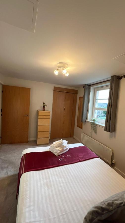 Edinburgh City Centre - Powderhall Modern Spacious 2 Bedroom Apartment With Free Parking ภายนอก รูปภาพ