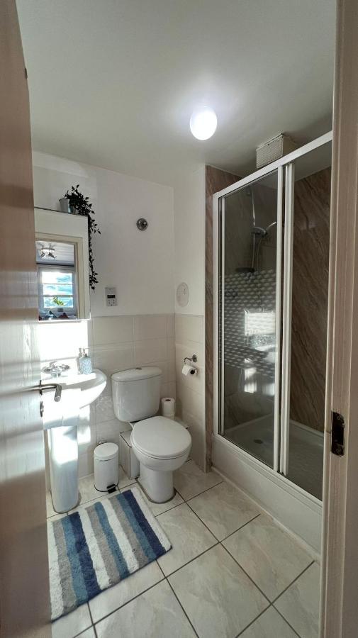 Edinburgh City Centre - Powderhall Modern Spacious 2 Bedroom Apartment With Free Parking ภายนอก รูปภาพ